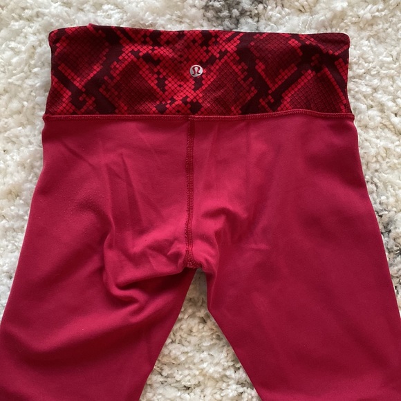 🍋Lululemon Wunder Under
Pant Ill ()
Cranberry / Alarming
Size… - Picture 10 of 10